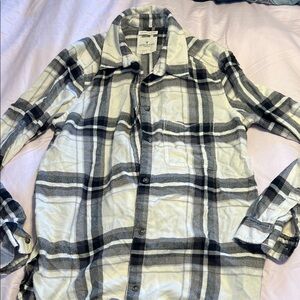 American Eagle Outfitters Black and White Plaid Button Down Shirt